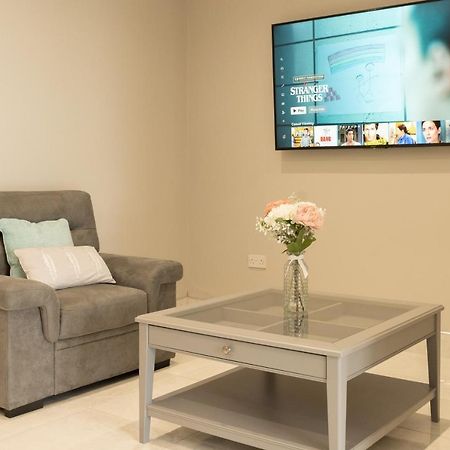 The View Apartment 2, Newry - Luxury Open Plan Apartment With City Views Ngoại thất bức ảnh