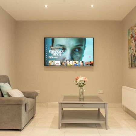 The View Apartment 2, Newry - Luxury Open Plan Apartment With City Views Ngoại thất bức ảnh