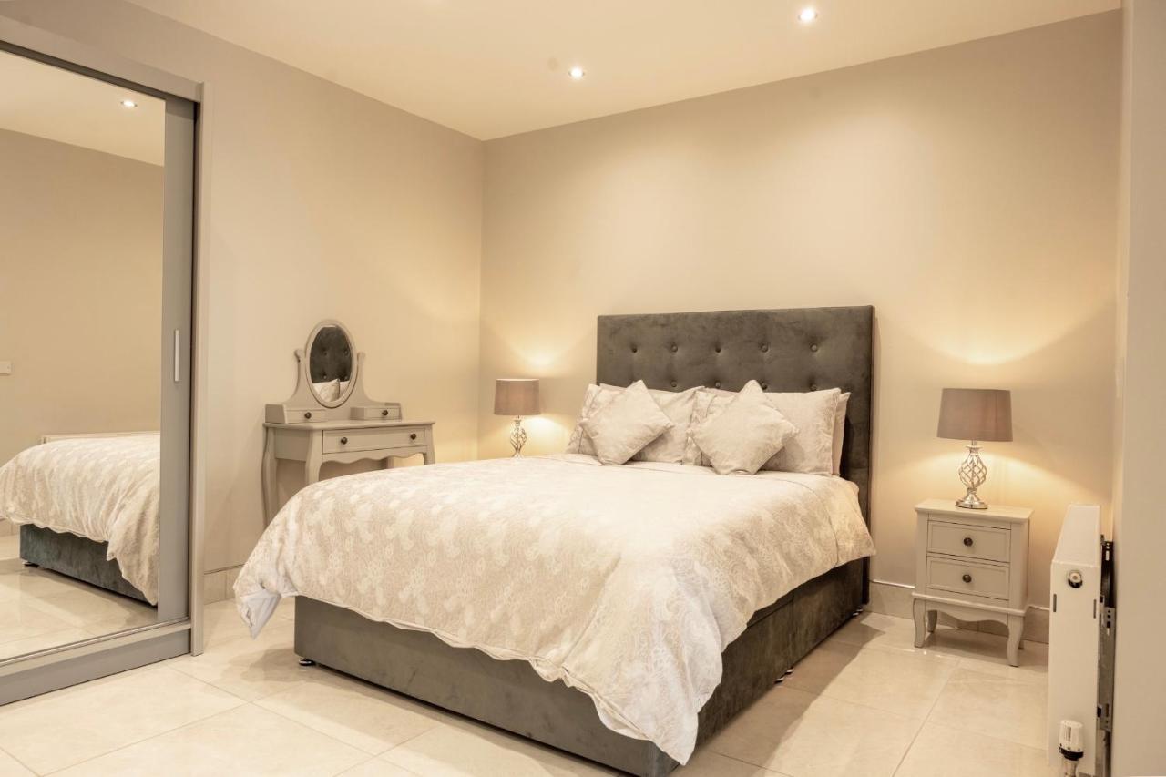 The View Apartment 2, Newry - Luxury Open Plan Apartment With City Views Ngoại thất bức ảnh
