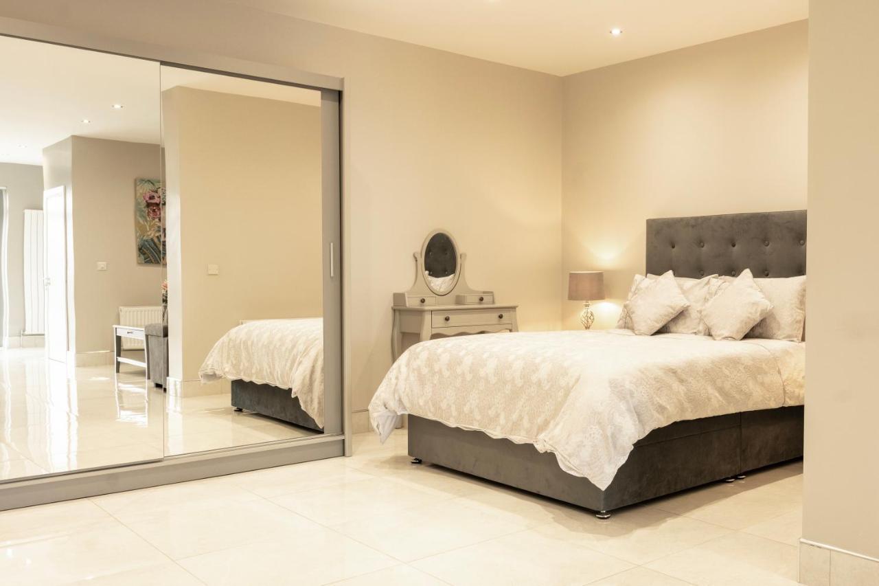 The View Apartment 2, Newry - Luxury Open Plan Apartment With City Views Ngoại thất bức ảnh