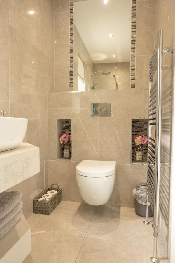 The View Apartment 2, Newry - Luxury Open Plan Apartment With City Views Ngoại thất bức ảnh